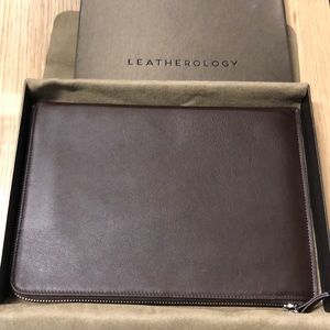 Leatherology IPad Air slim case